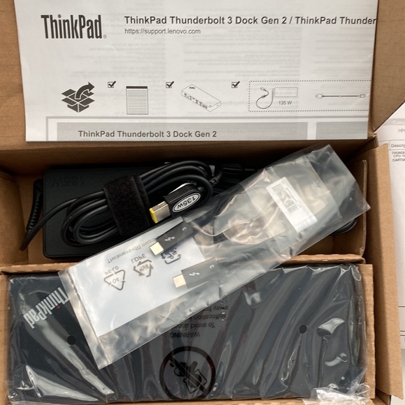 Lenovo ThinkPad Thunderbolt 3 Dock Gen 2 new never used - Picture 2 of 3